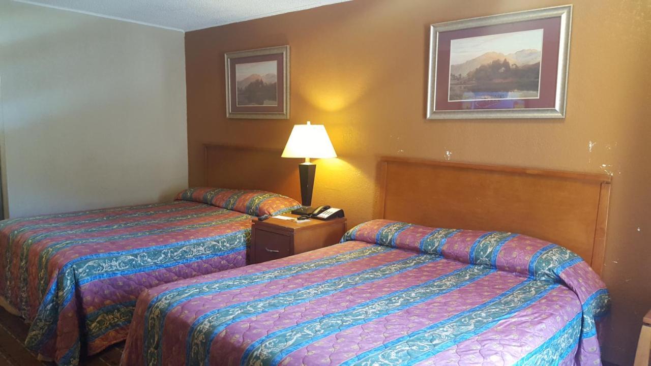 Scottish Inn Ноксвілл Екстер'єр фото
